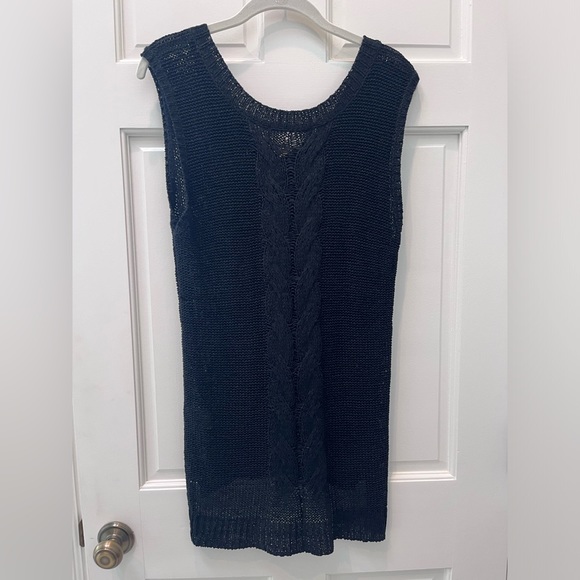 Knit sleeveless tank sweater size Large by Cyrus - Picture 3 of 5